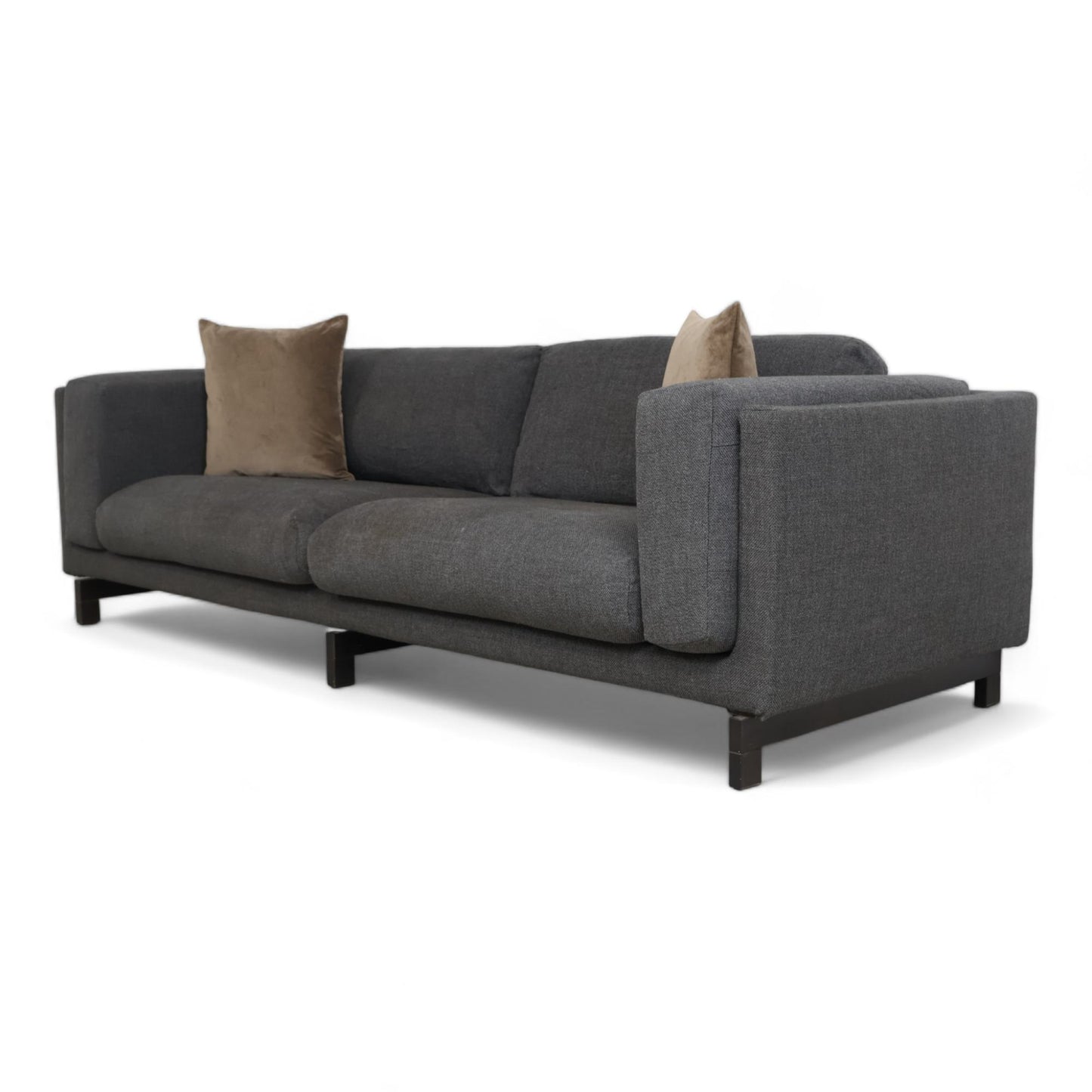 Nyrenset | Mørk grå IKEA Nockeby 3-seter sofa