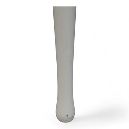 Hvitt rundt spisebord i tre med ileggsplate ø1120cm