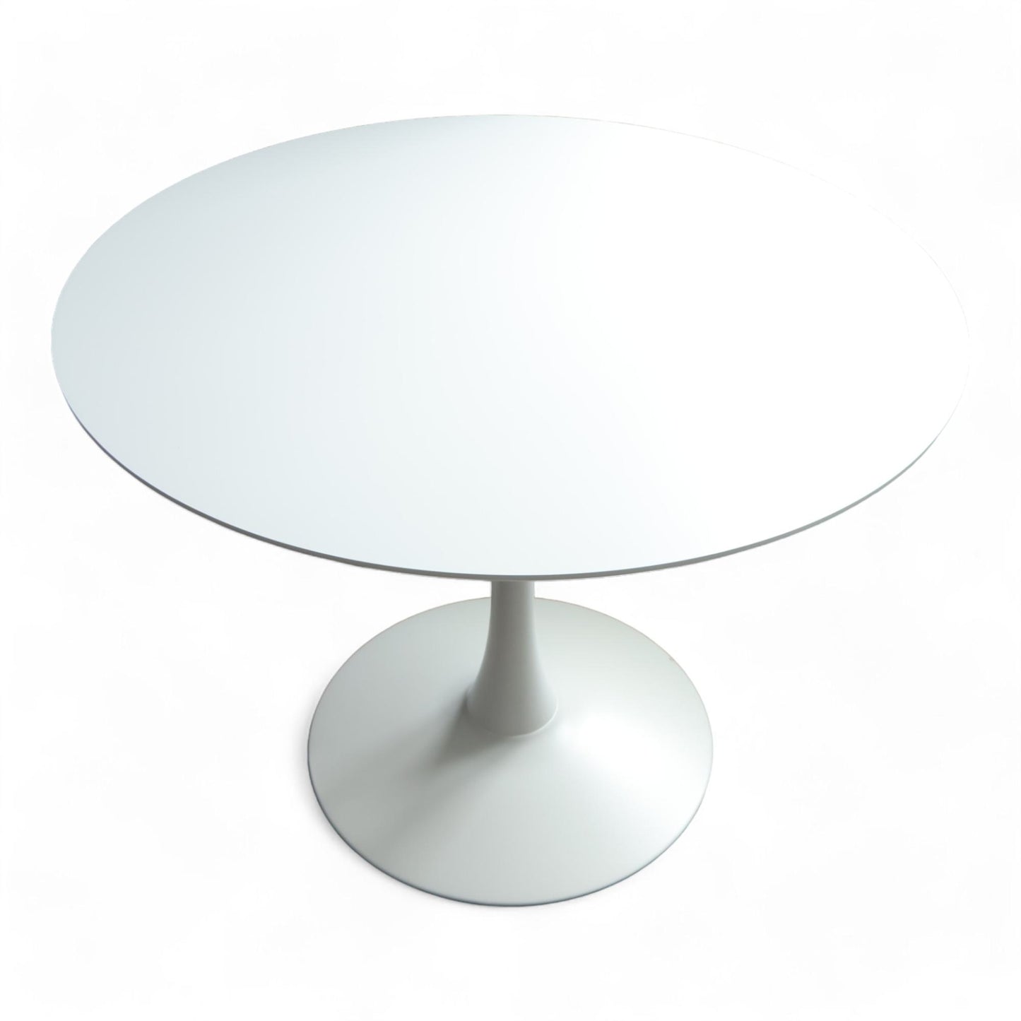 Rundt hvitt spisebord