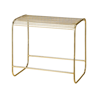 Helt nytt | Bloomingville håndlaget gullfarget trådstol fra Møbelringen