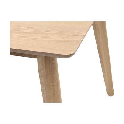 Stort KALBY spisebord fra Jysk i lys eik