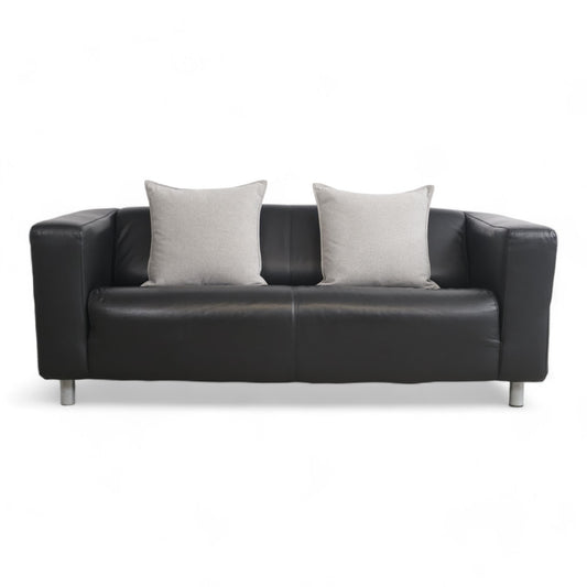 Nyrenset | Sort 2-seter sofa i skinn