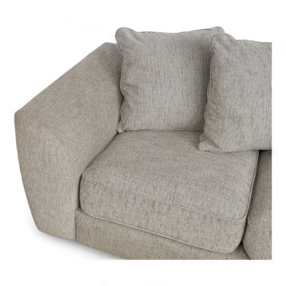 Nyrenset | Ekstra stor og romslig hjørnesofa i beige og grått