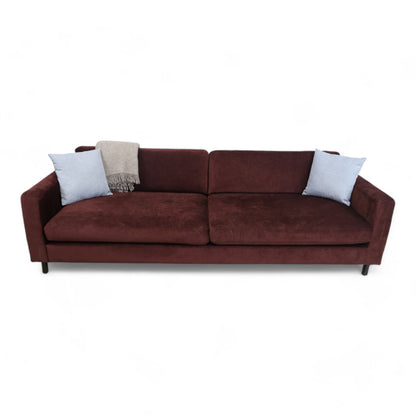 Nyrenset | Skeidar Time 3-seter sofa i burgunder tekstil