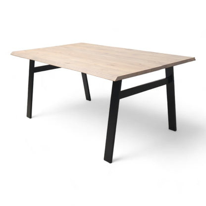 Ubrukt | Saari Spisebord fra A-Møbler