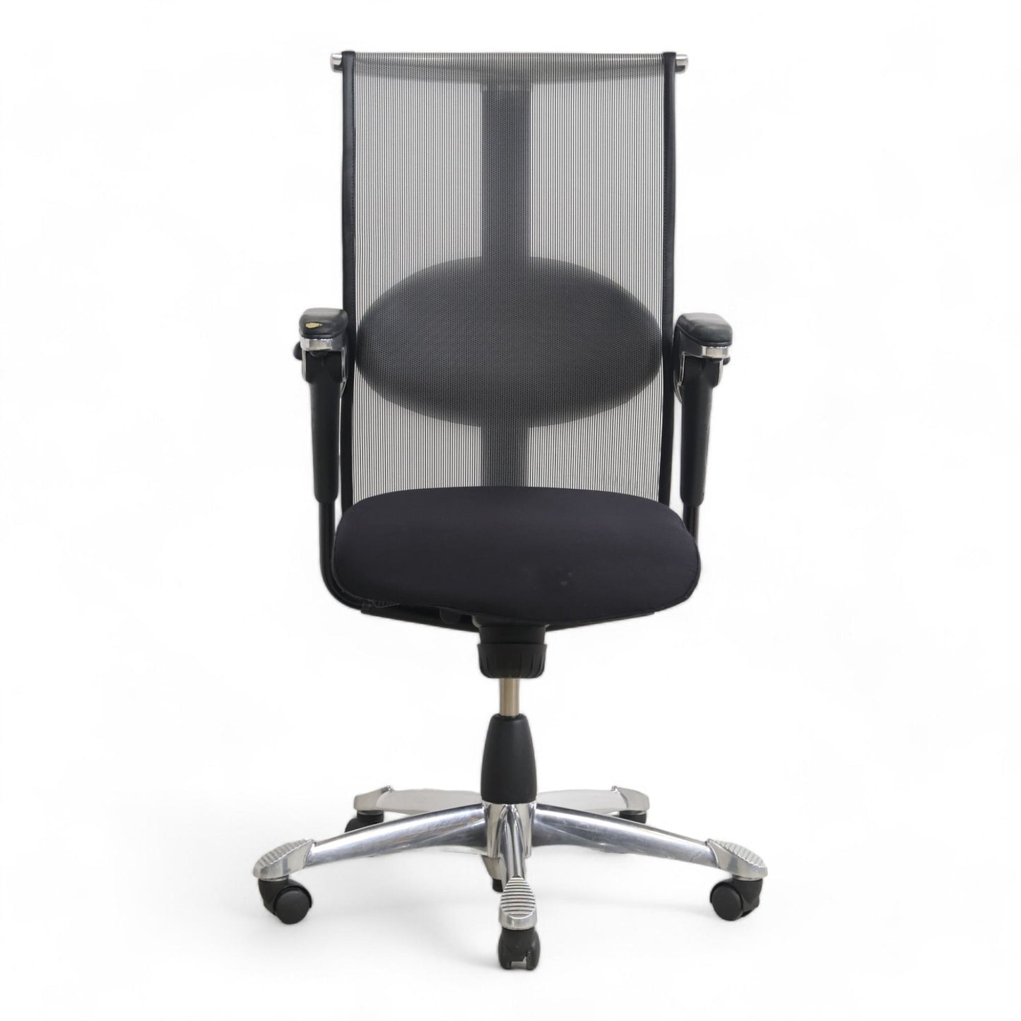 Nyrenset | Håg H09 kontorstol med armlener og hjul