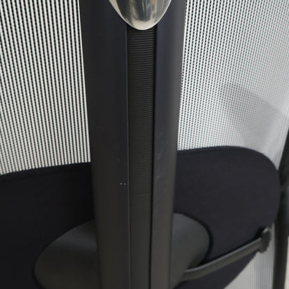 Nyrenset | Håg H09 kontorstol med armlener og hjul