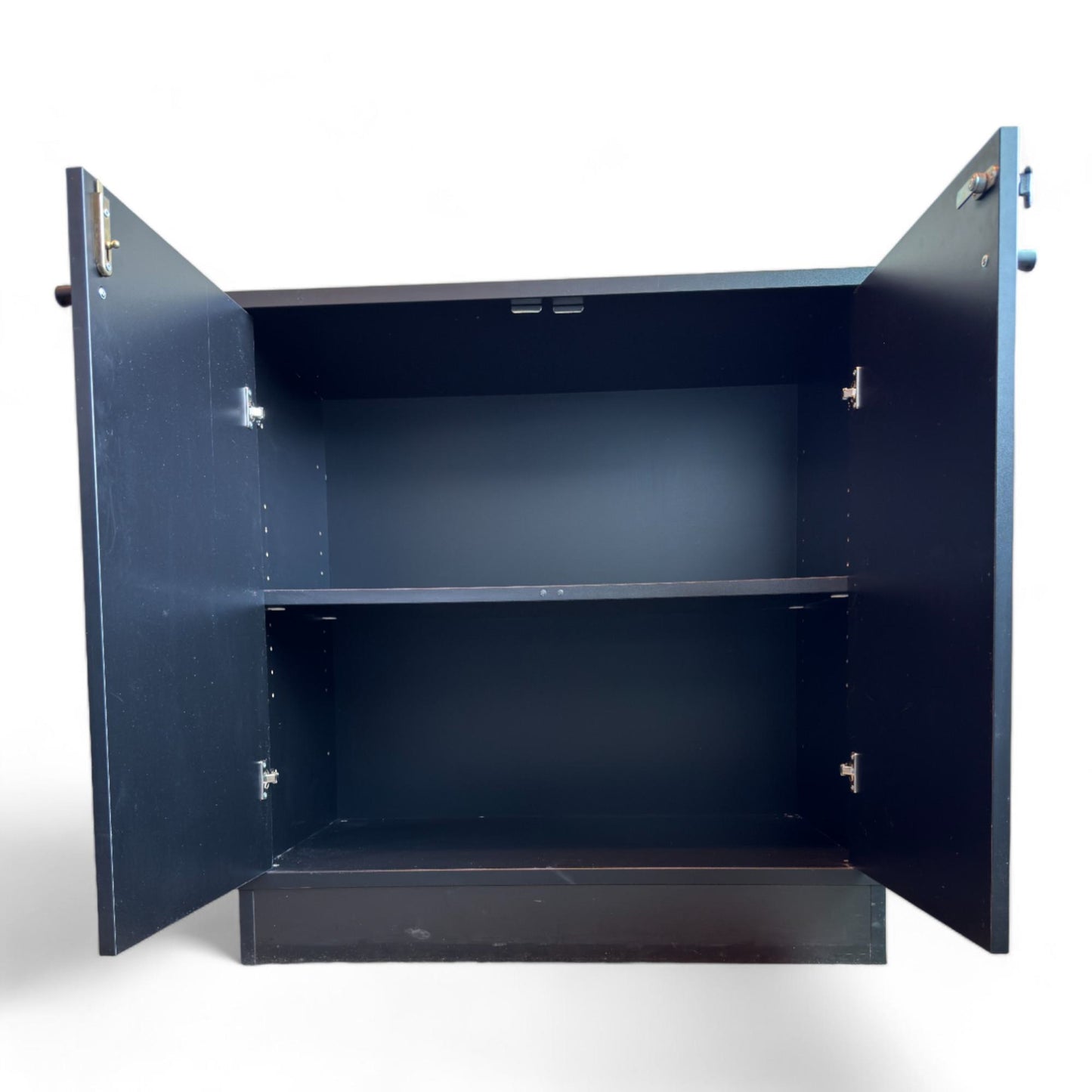 Sorte lave skap fra SA Møbler