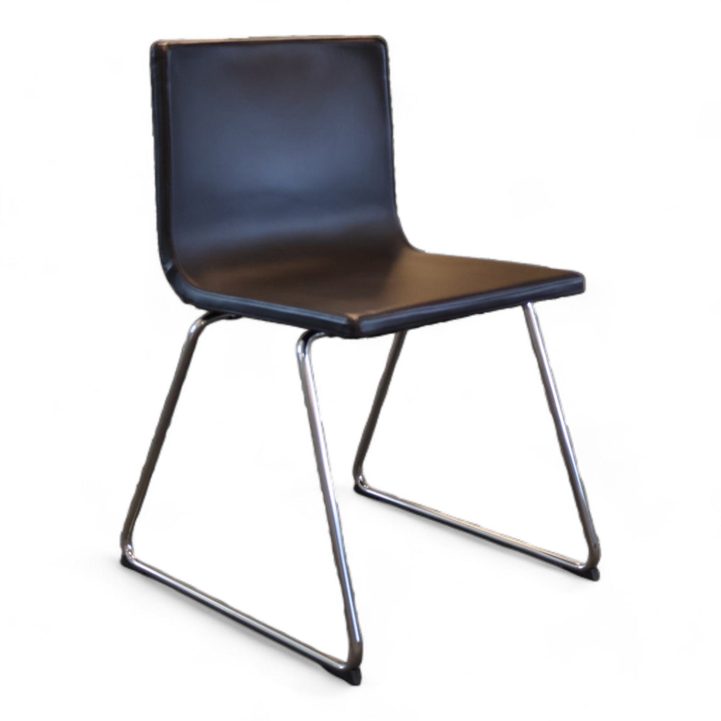 IKEA BERNHARD stoler i sort imitert skinn