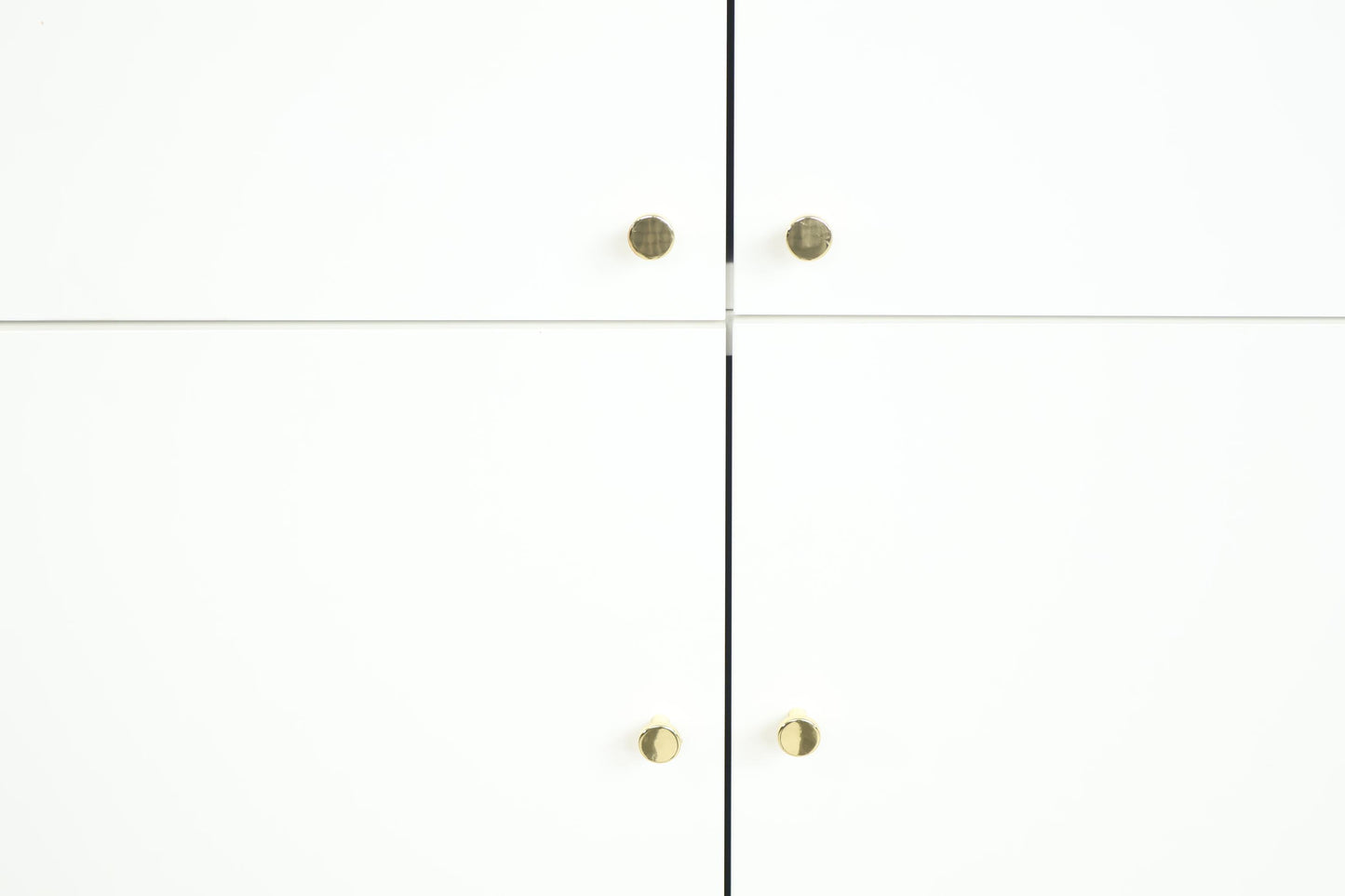 IKEA platsa skap med gullhåndtak