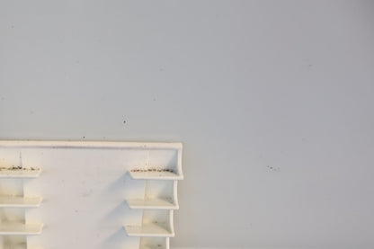 Vegghengt whiteboard med glassplate