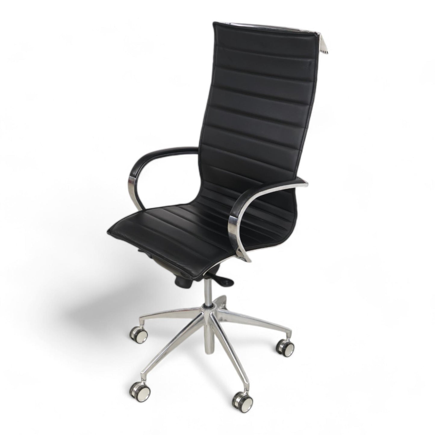 Emmegi kontorstol i skinn