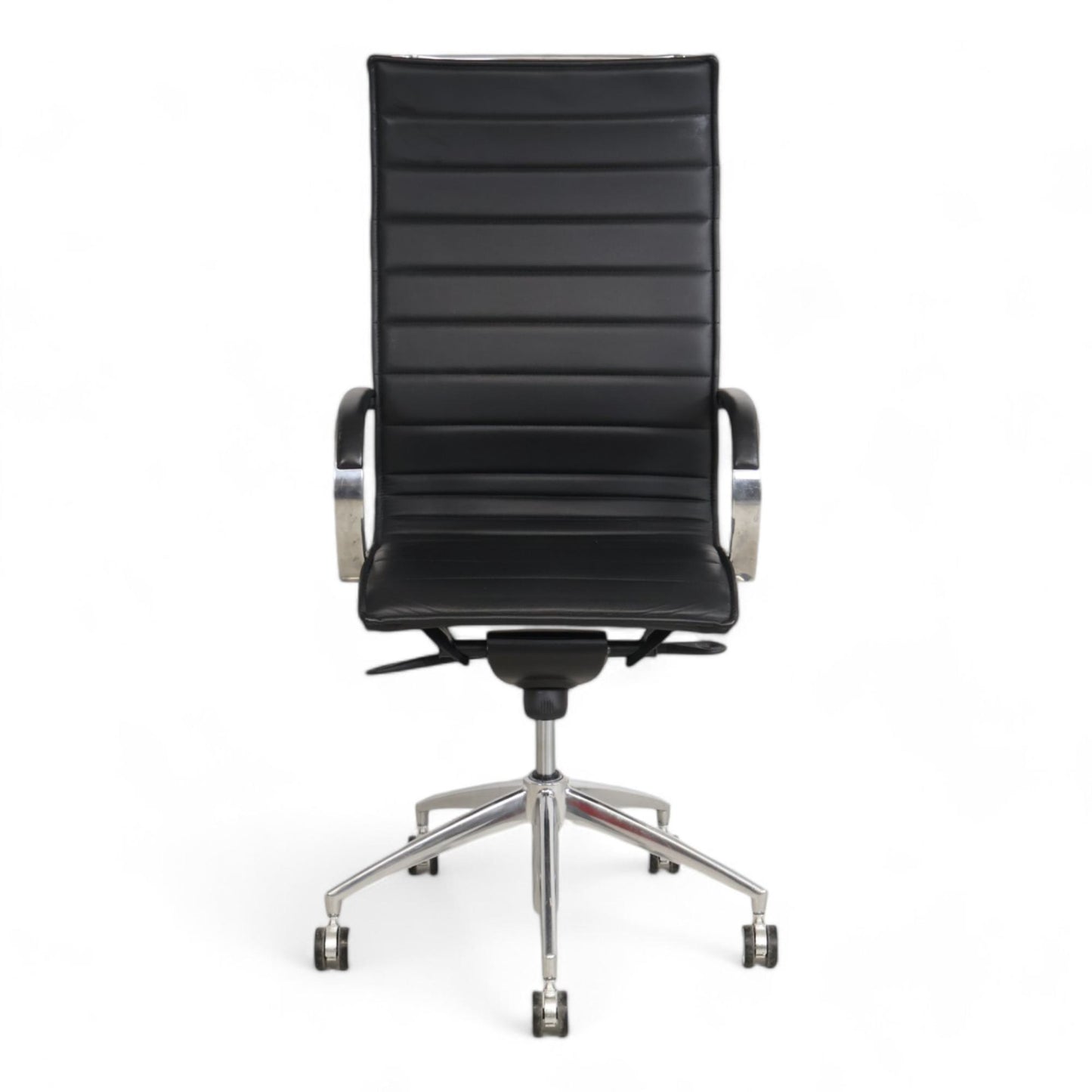 Emmegi kontorstol i skinn