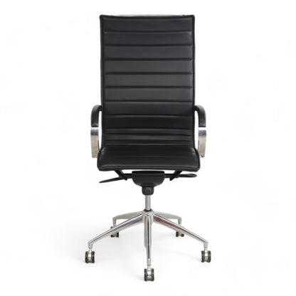 Emmegi kontorstol i skinn