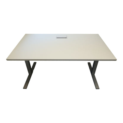 Edsbyn elektrisk hev/senk skrivebord, 140cm