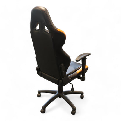 OMP Beta gamingstol m/oransje detaljer
