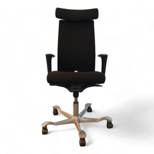 HÅG H05 kontorstol m/nakkestøtte