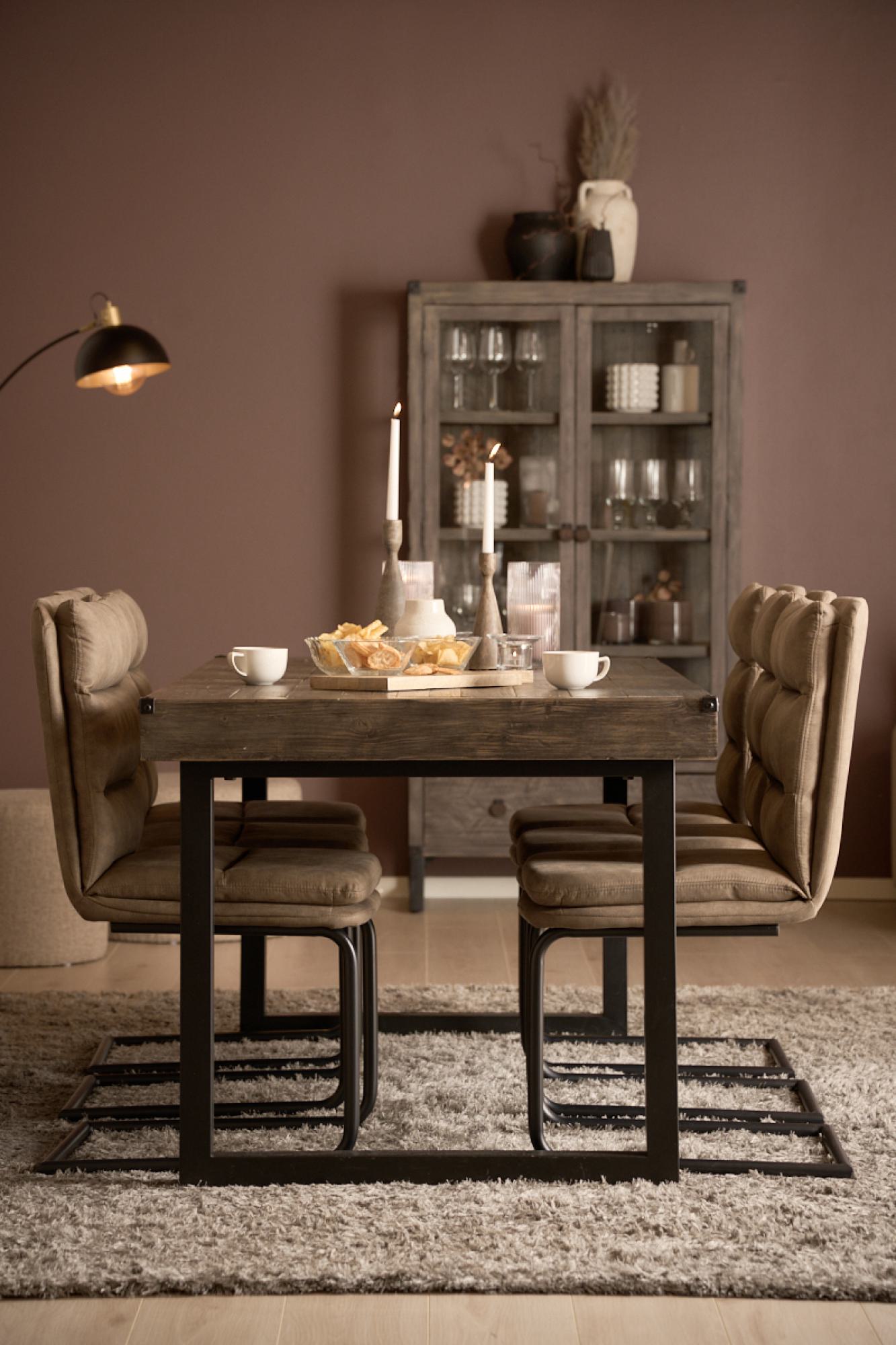 Woodenforge spisebord fra A-Møbler