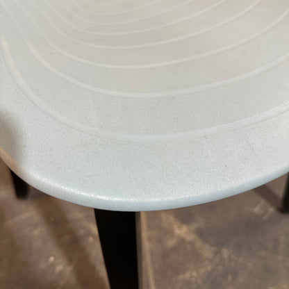 Pond spisestol fra ForaForm, blå