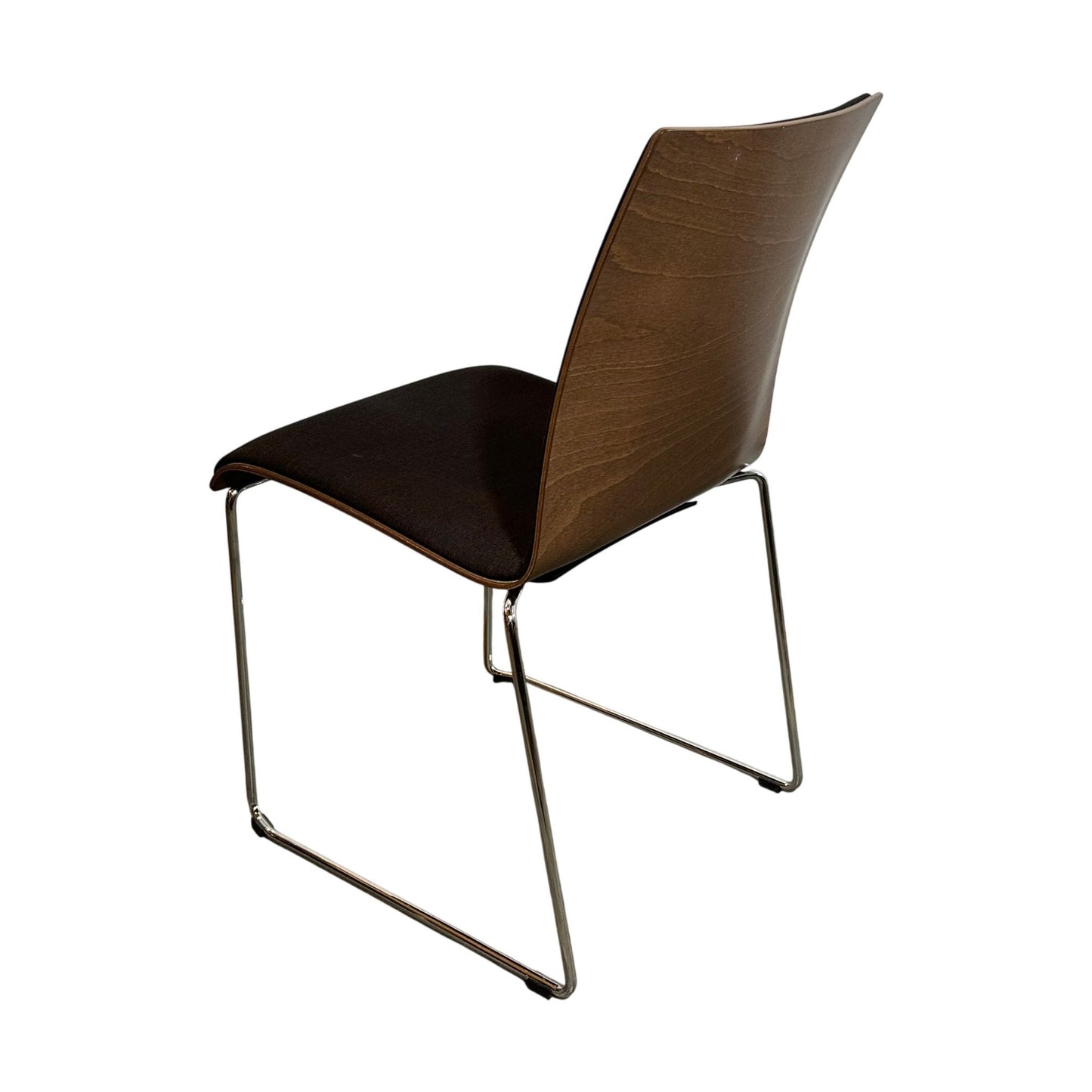 Brunner møtestol med tre rygg, brun