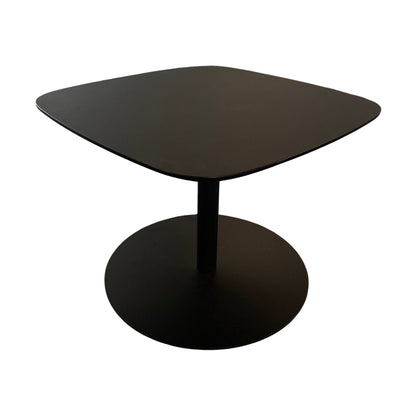 Svart sidebord i stål, 70x70 cm