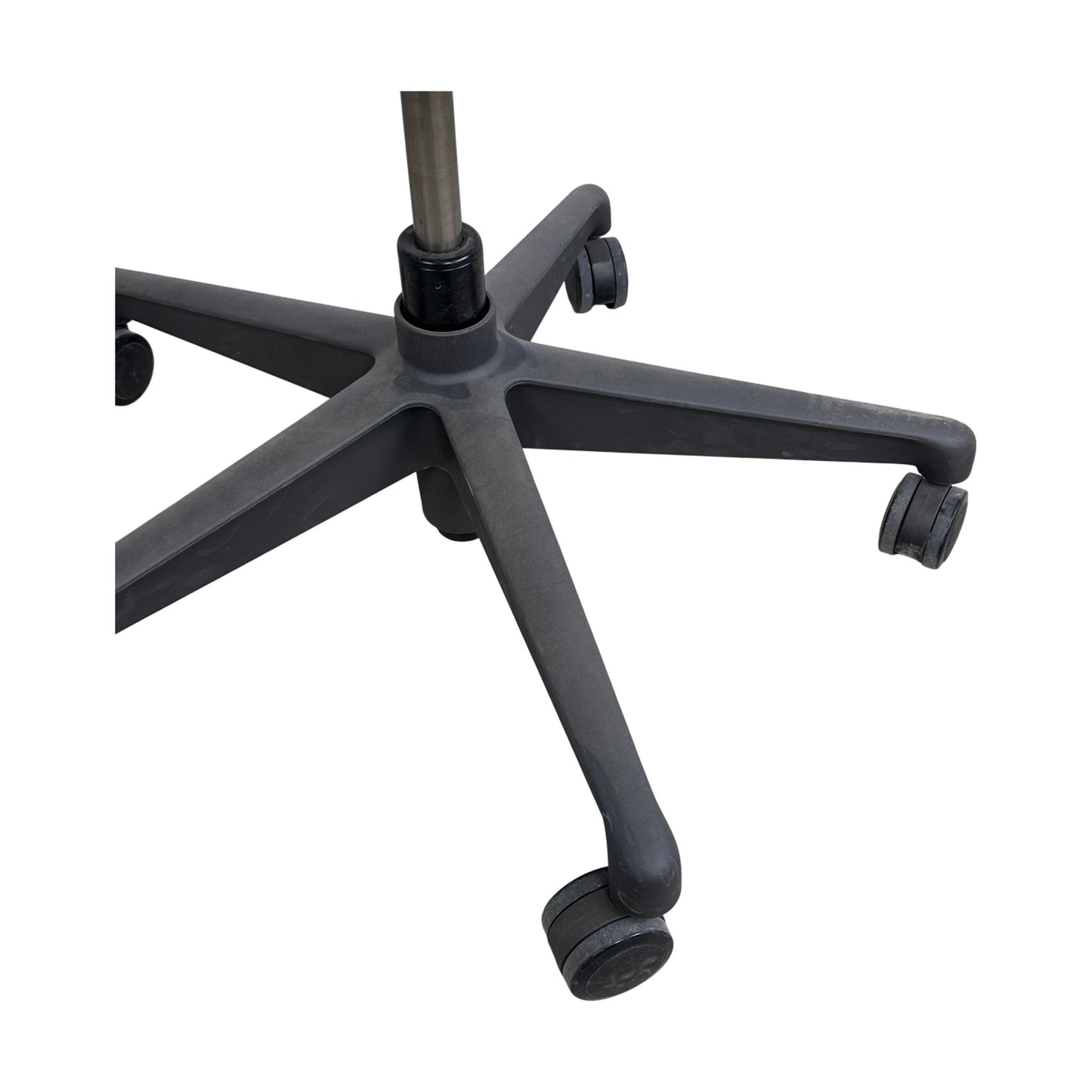 Aeron kontorstol fra Herman Miller, grå