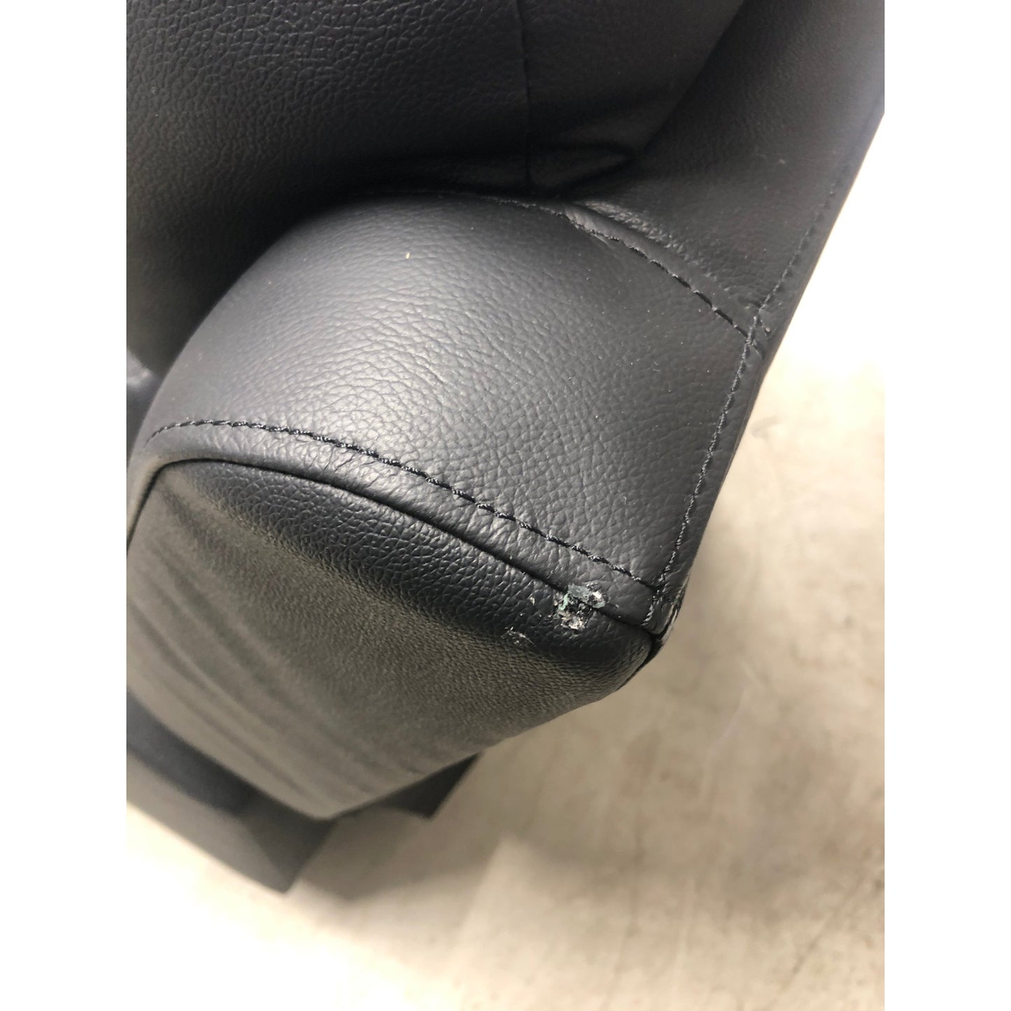 Mayfield lenestol fra A-Møbler, hud/PVC, med recliner-funksjon