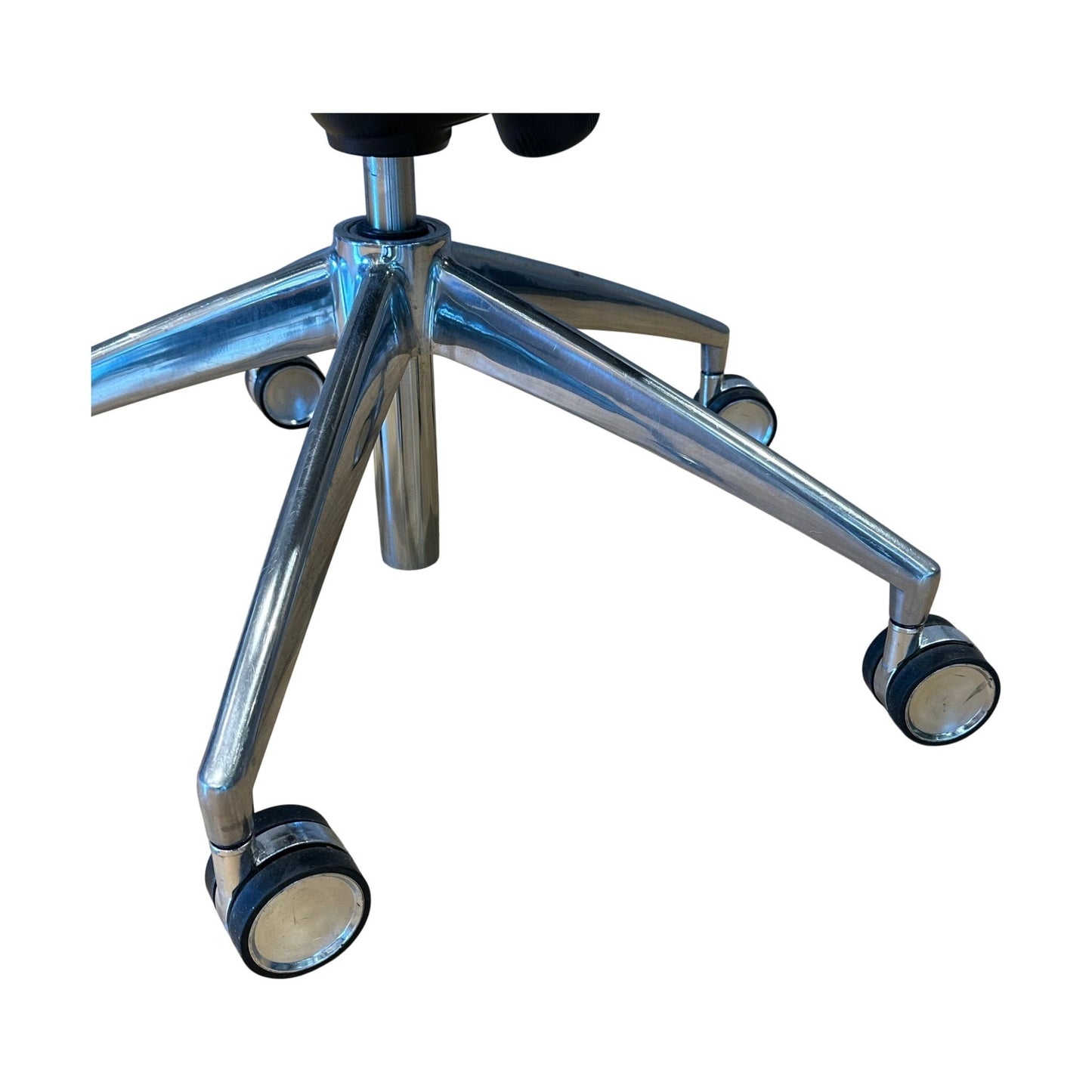 Emmegi møteromsstol i mesh