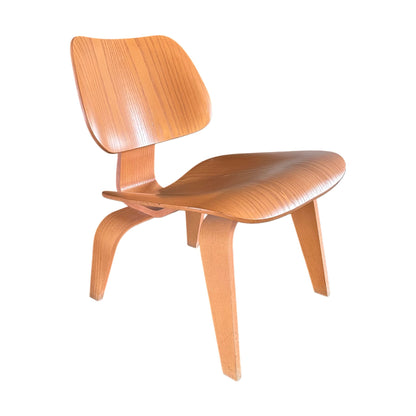 Plywood Group LCW lenestol fra Vitra