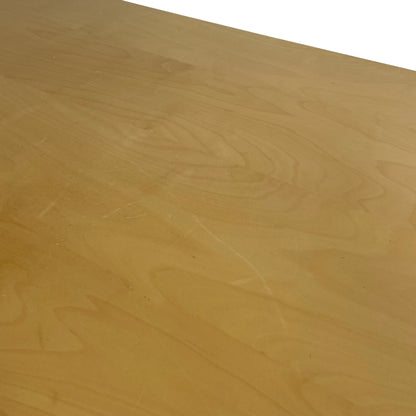 Skrivebord fra Kinnarps, el hev/senk, 180cm