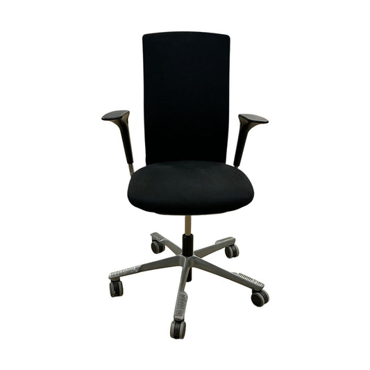 Futu kontorstol fra HÅG, mesh