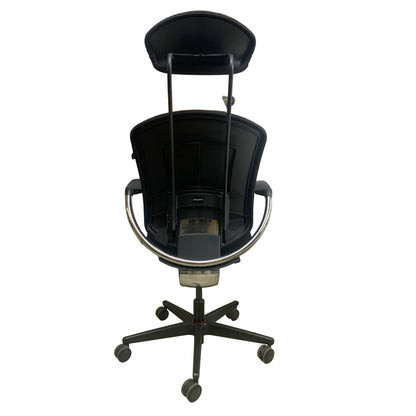 Savo Maxikon kontorstol