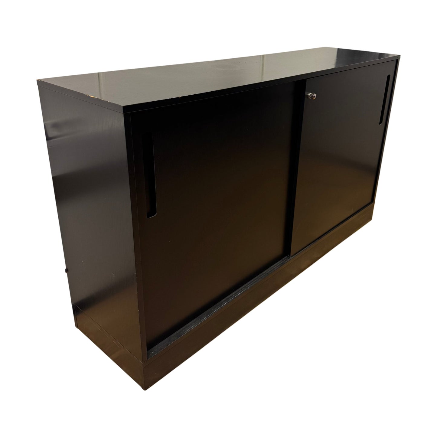 Svart skap fra Horreds