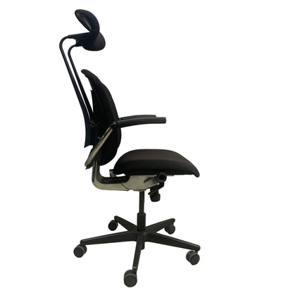 Savo Maxikon kontorstol