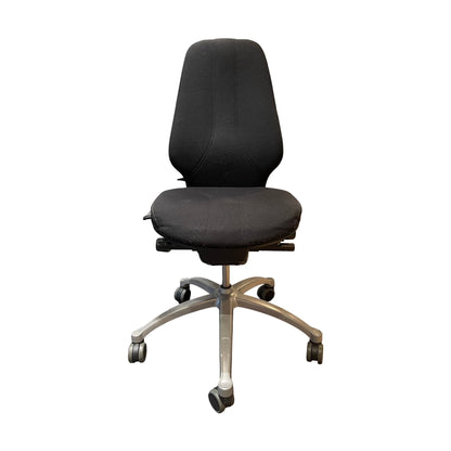 400 kontorstol fra RH Logic, svart