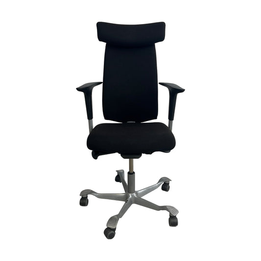 Håg H05 med nakkestøtte i sort