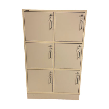 Småromsskap fra Svenheim, hvit, med 6 dører