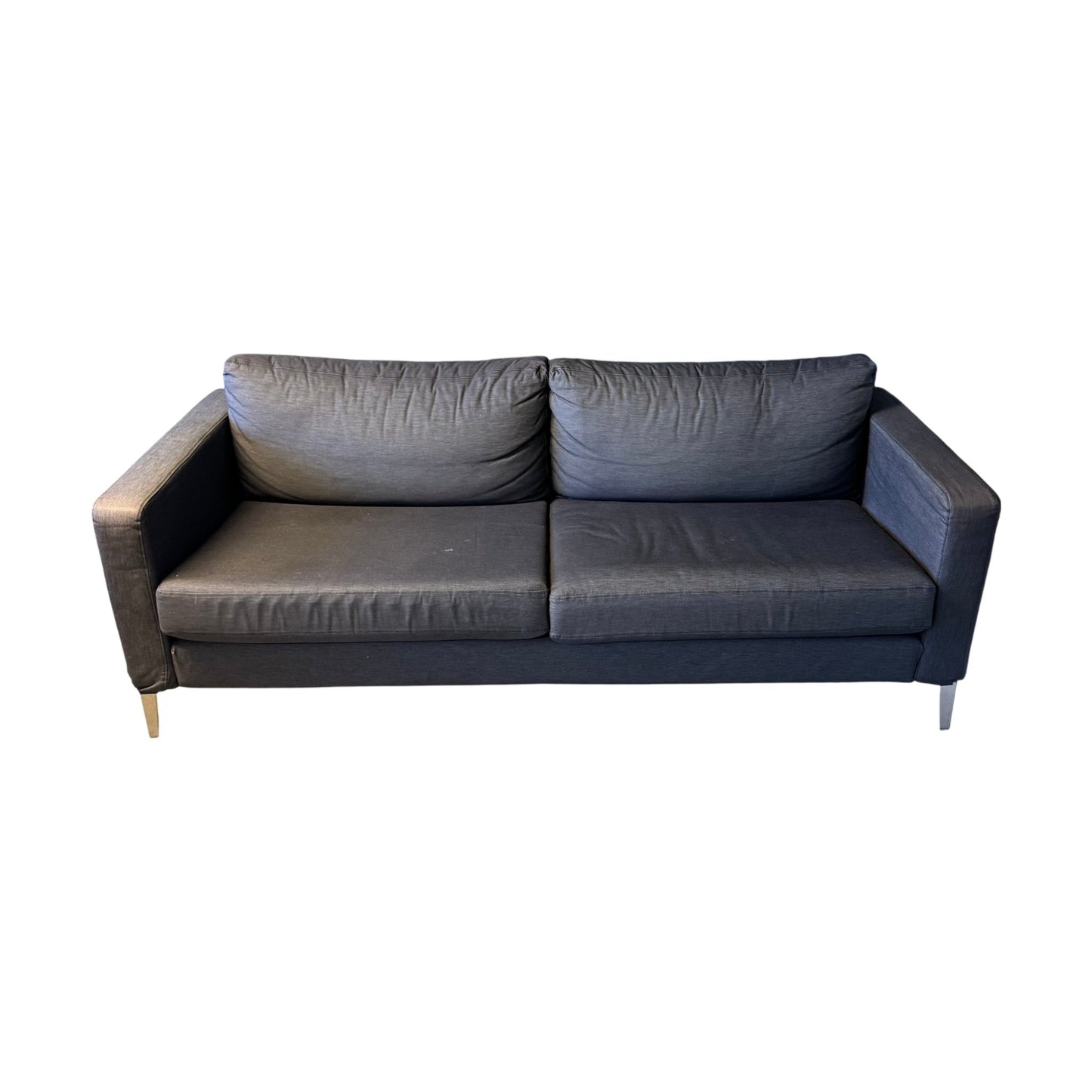 3-seter sofa i grått tekstil