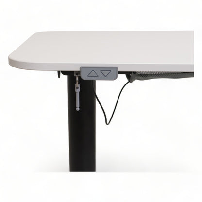 Bekant elektrisk hev/senk skrivebord fra IKEA, hvit, 160x110 cm
