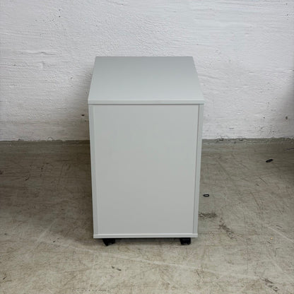 (41x50x64) Degvold skap i hvit