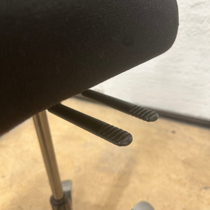 Håg Capisco sort understell, lav liftomat