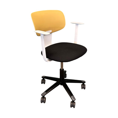 Tion møteromsstol fra HÅG, svart og gul