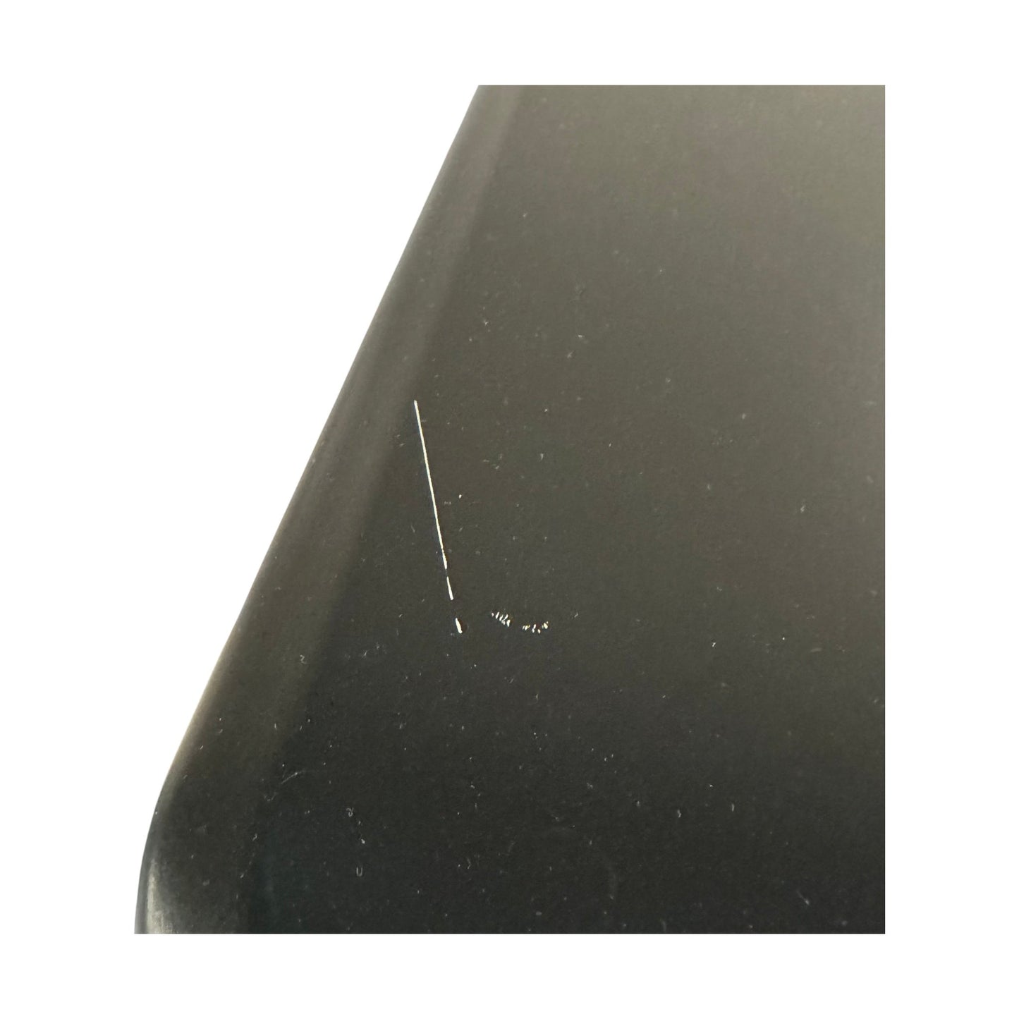 Helsort og praktisk hyllereol