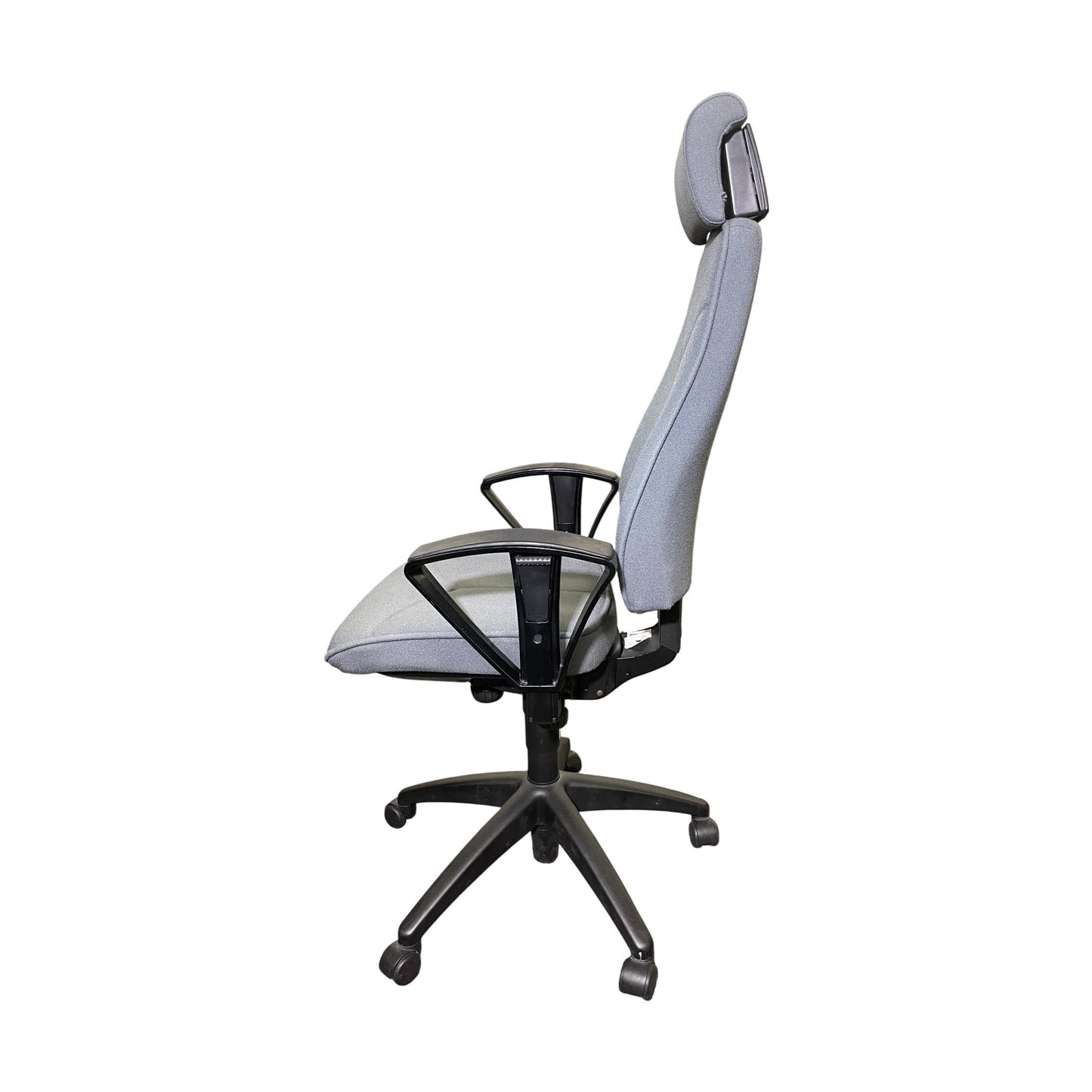 Kontorstol fra Kinnarps, Freefloat 6000/8000, grå med armlener