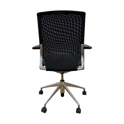 Vitra Meda kontorstol med blått sete