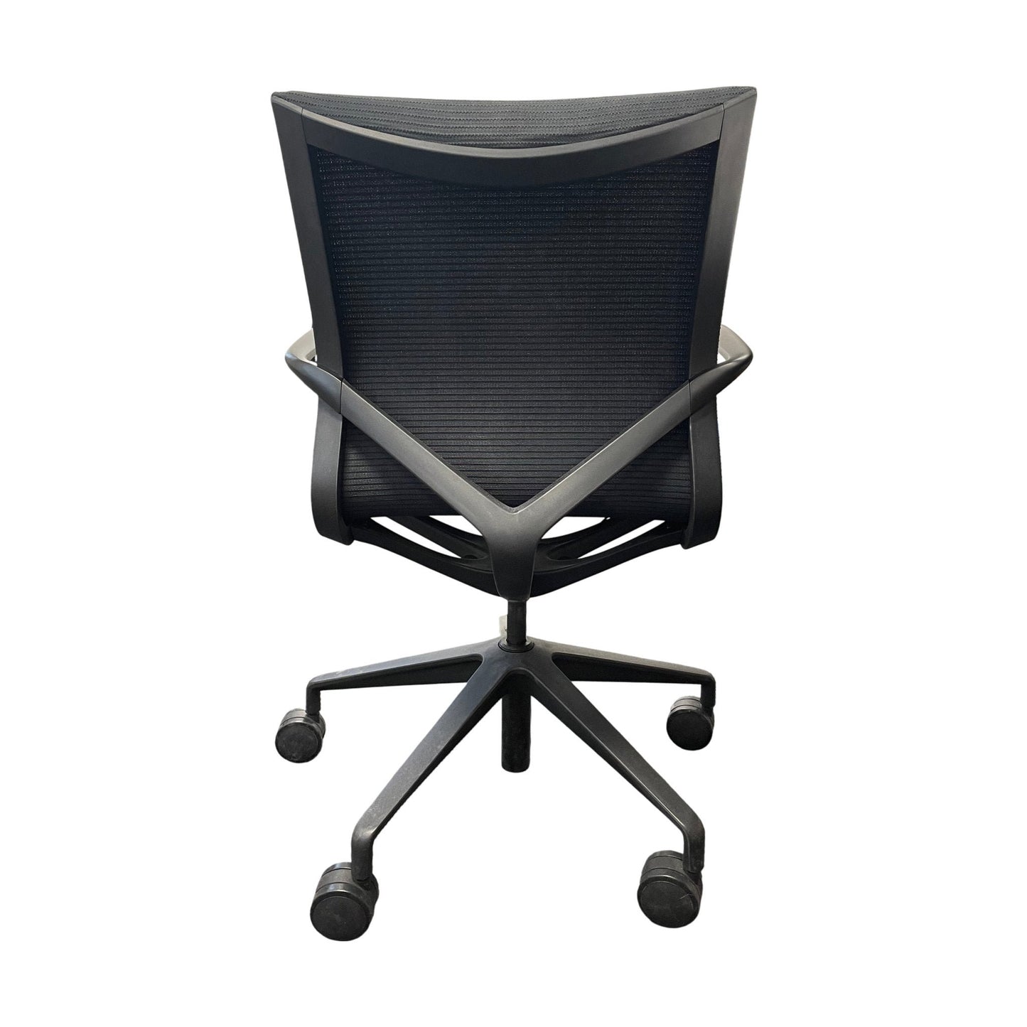 Møteromsstol fra ELJ, svart med hevsenk