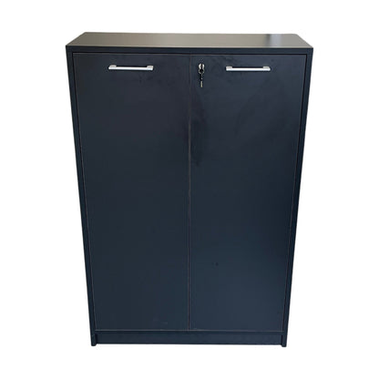 Arkivskap i sort fra Edsbyn, slagdører, 78 cm