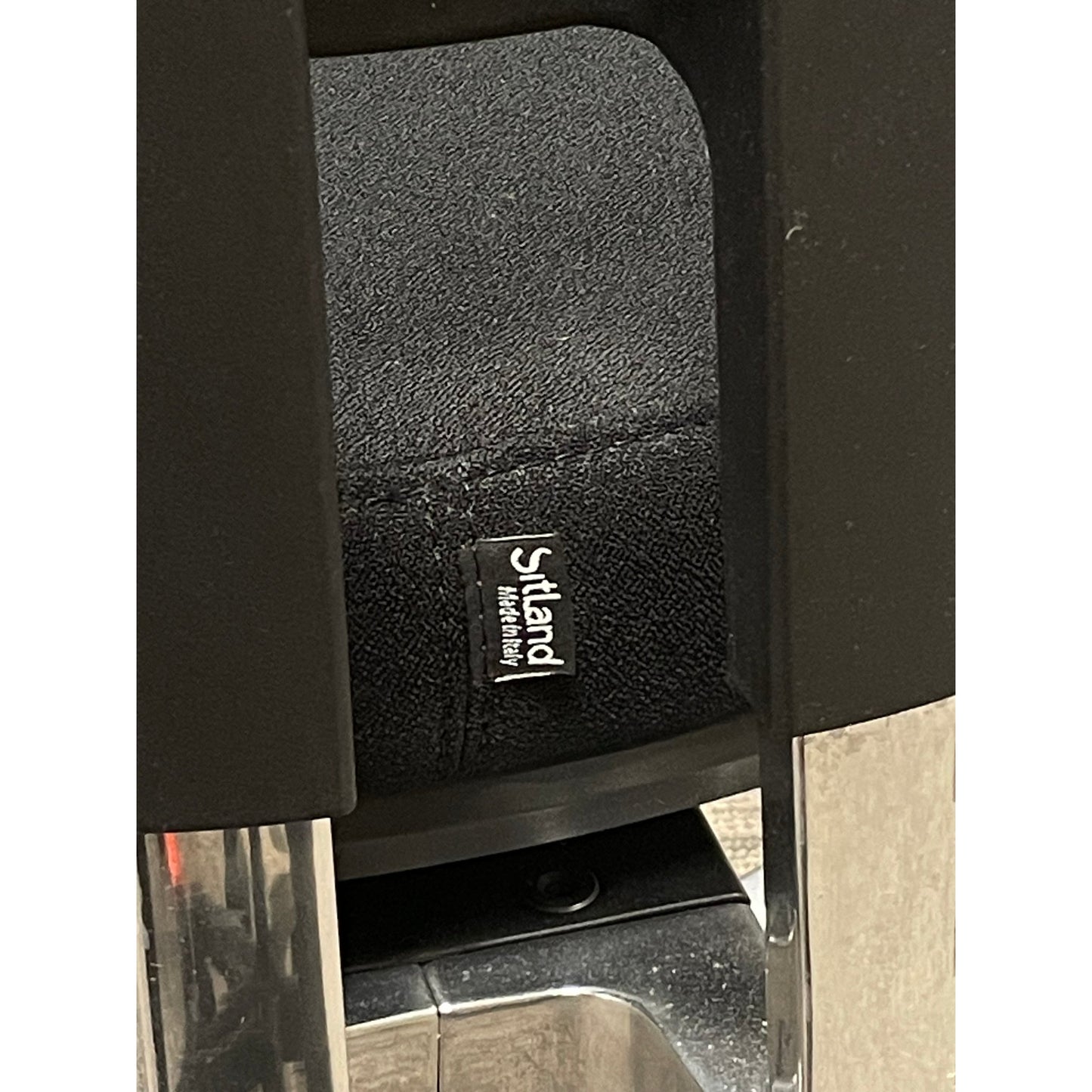 Sitland kontorstol, sort stoff