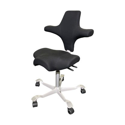 Håg Capisco kontorstol fra Håg, sort stoff