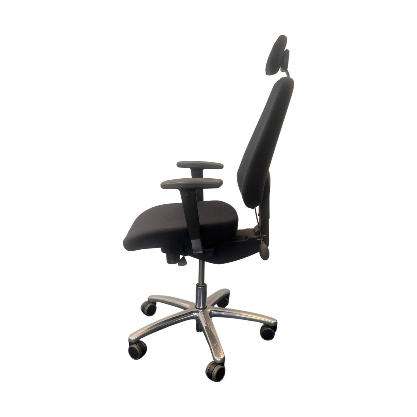 Rabami kontorstol fra RBM, svart